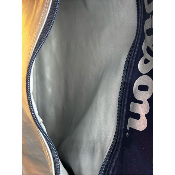 Wilson vintage silver bag with navy blue handle and shoulder strap - Picture 15 of 16